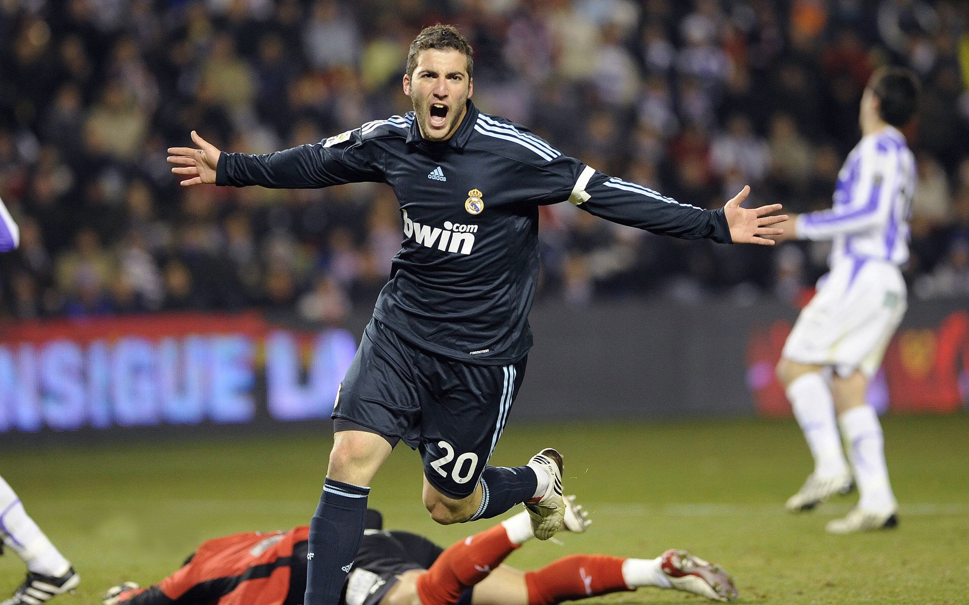 AYX SPORTS-南非羚羊队的进攻核心：球员精准的跑位与球技让他们如猛虎下山