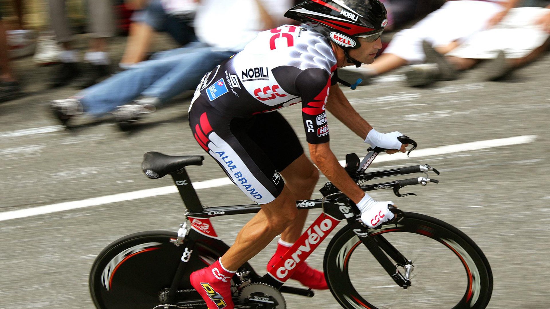 黄蜂更换轮换阵容尝试新打法，黄蜂主力阵容